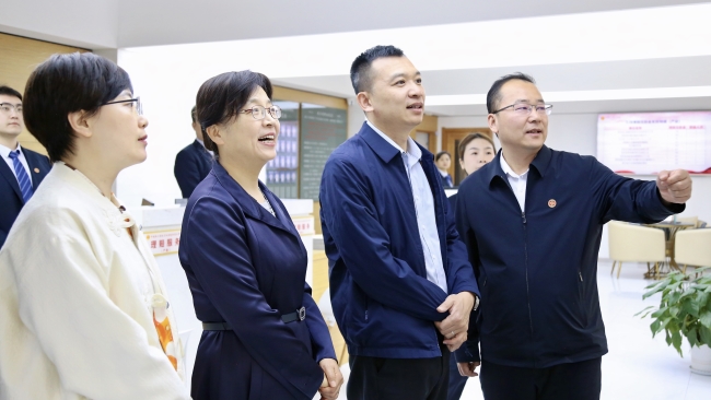 中国职工保险互助会理事长、主任李然到陕西省办事处调研
